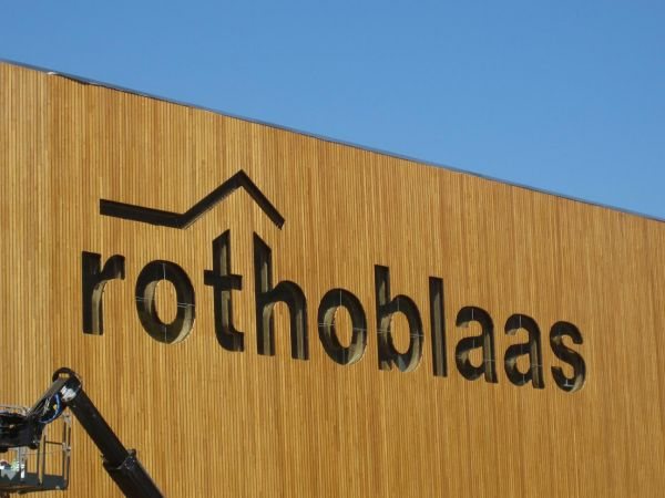 Hallenbau Rothoblaas